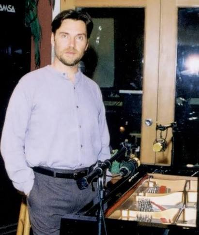 Peter Edwards |
                                                    Keyboardist |
                                                    Composer (aka Peter
                                                    Edwrad Firk)